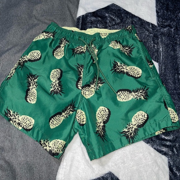 H&M pineapple swim shorts 🍍 - Picture 2 of 5